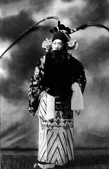 四郎探母.坐宫--杨延辉坐宫院自思自叹(杨派