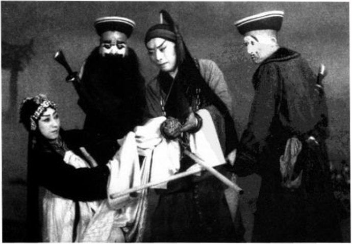 野猪林--见休书不由我心如刀绞（李少春、杜近芳）