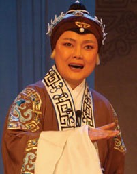 (剪转)佘太君抗婚--万岁爷金殿传圣命